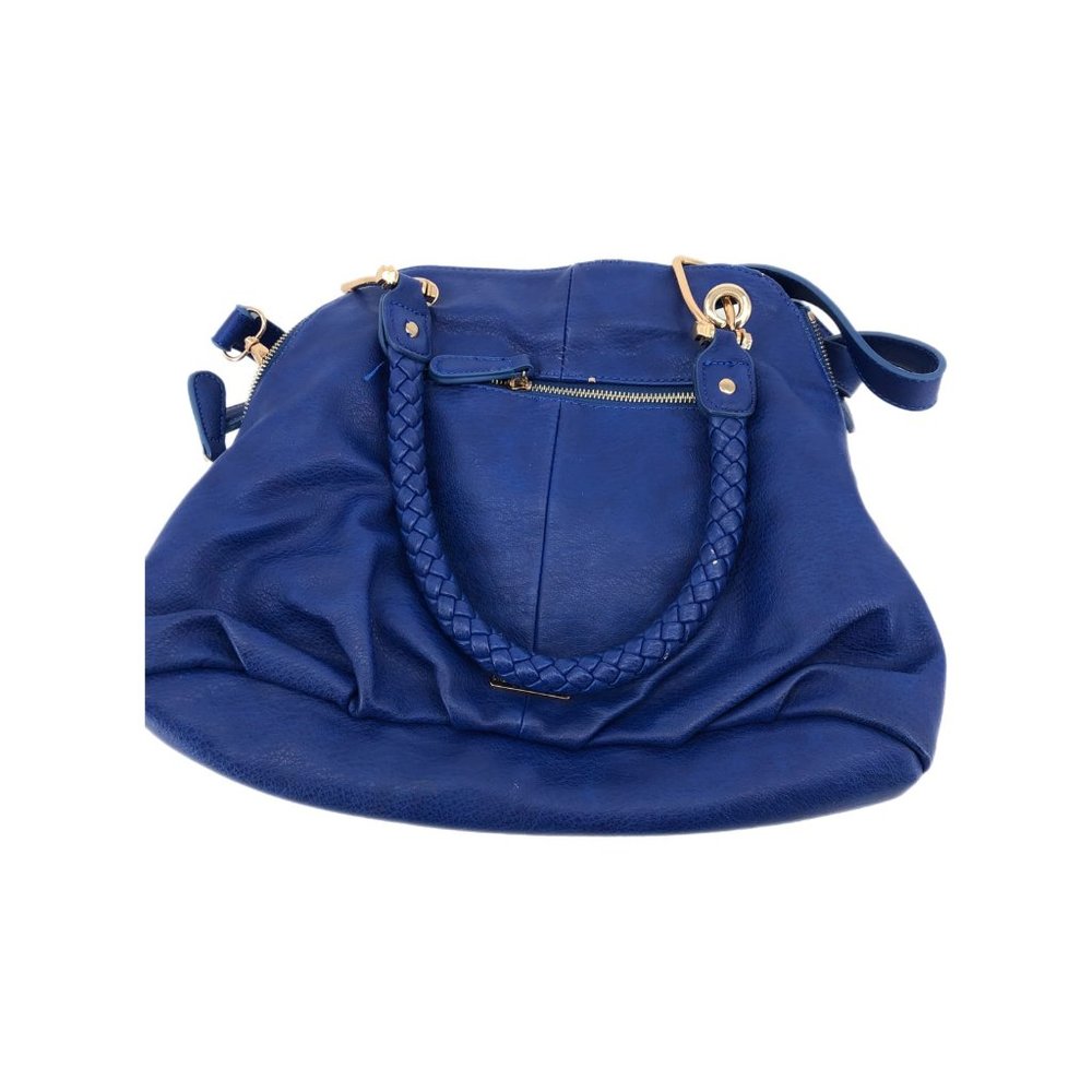 Urban Expressions Gold Leather Shoulder Bag | Versatile & Chic